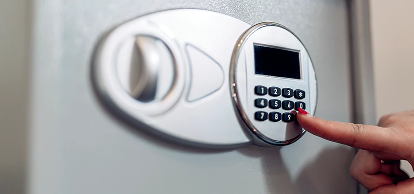 Jewelry Safe Cracking in Lomita, California