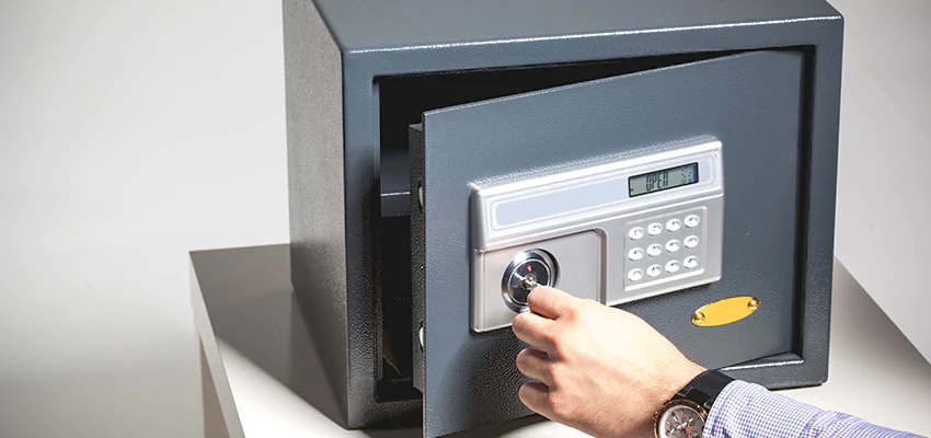 Jewelry Safe Unlocking Service in Lomita, California