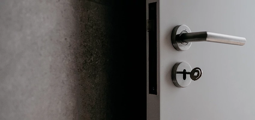 Front Door Handle Repair And Installation in Lomita, CA